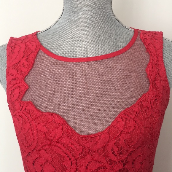 Urban Outfitters Pins and Needles Lace Sleeveless Fit & Flare Dress, size 6 ❤️ - Picture 3 of 16